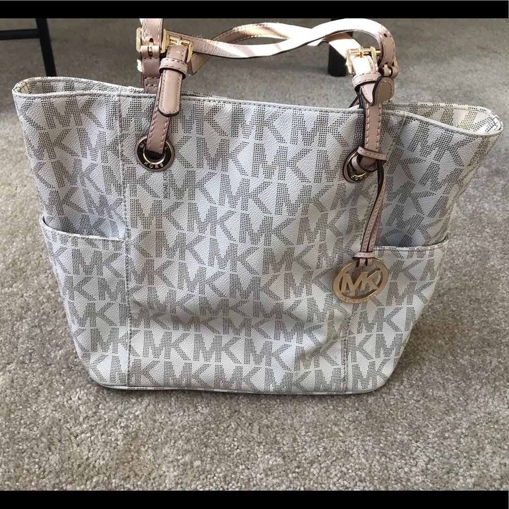 Michael Kors Signature Tote Vanilla